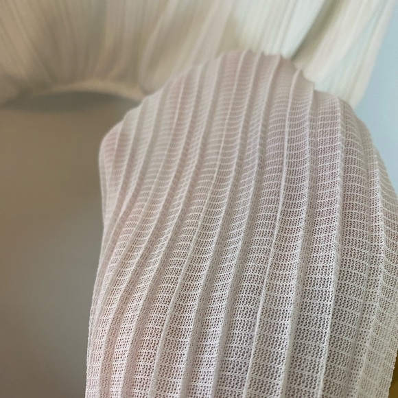 Zara White Pleated Blouse - Picture 4 of 6